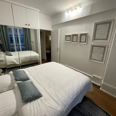 Center - Trocadero Eiffel Tower Apartman *